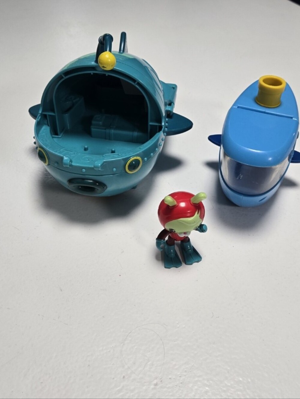 Octonauts Gup A Deluxe 8.5" & Gup C 6" Submarines & Tweak The Diver 3" Figure